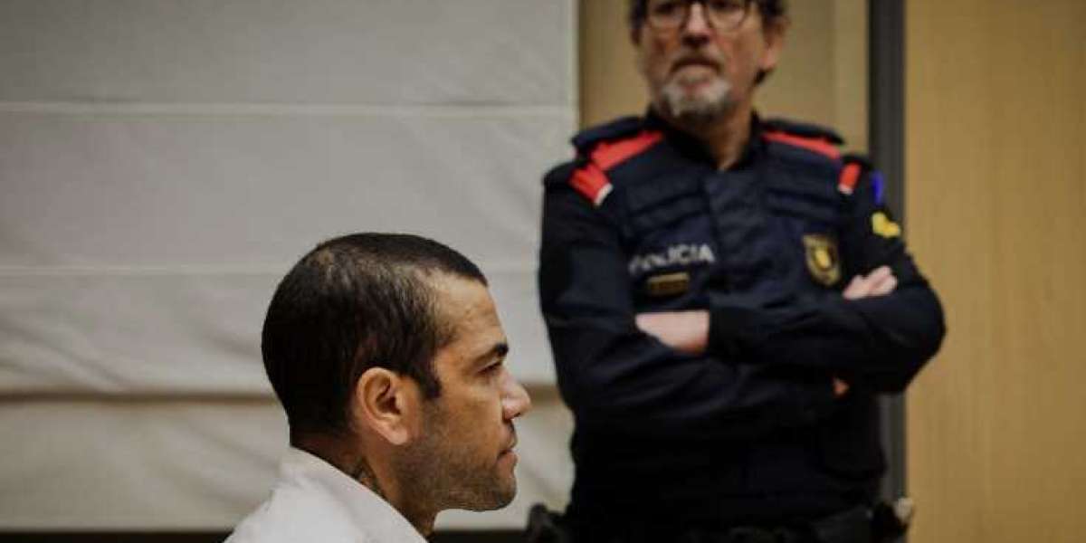 Dani Alves må betale 1 million euro i kausjon etter dom for seksuelle overgrep