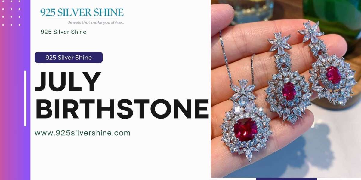 A Complete Guide to Ruby Birthstone Jewelry for July