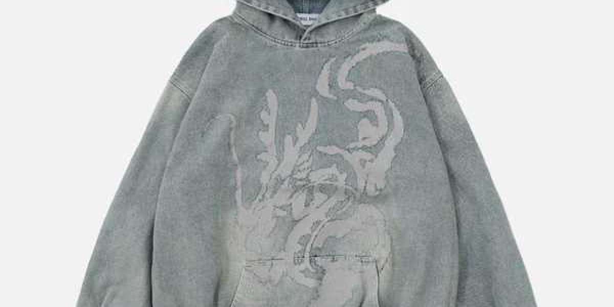 Street Style as Art: Why Aelfric Eden Graphic Hoodies Are the New Cool